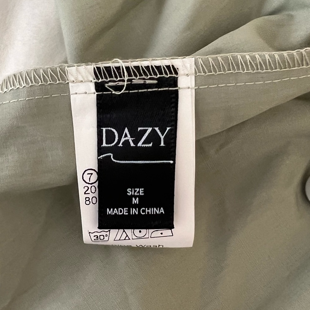 Slimming button down - Picture 5 of 6
